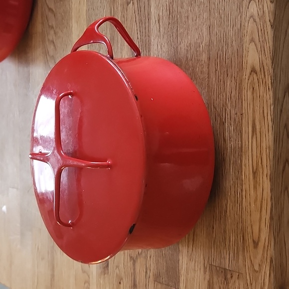 Dansk 1qt and 2qt Kobenstyle pots - Picture 5 of 6